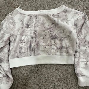 Cropped Floral-Print Sweatshirt - White and Light Gray